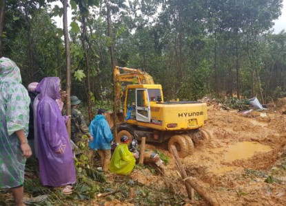 Quảng Nam: Hiện trường vụ lở núi kinh hoàng làm 9 người thương vong