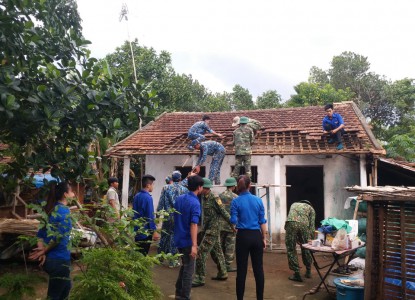 Quảng Nam: Sửa chữa nhà cho gia đình có hoàn cảnh khó khăn