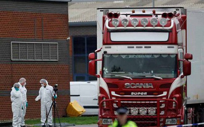 3 xe, chở 100 người nhập cư vào Anh, tìm thấy 39 thi thể