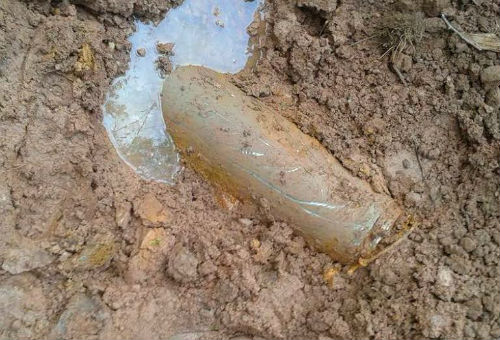 Quảng Nam: Công nhân phát hiện quả bom "khổng lồ" khi thi công làm đường